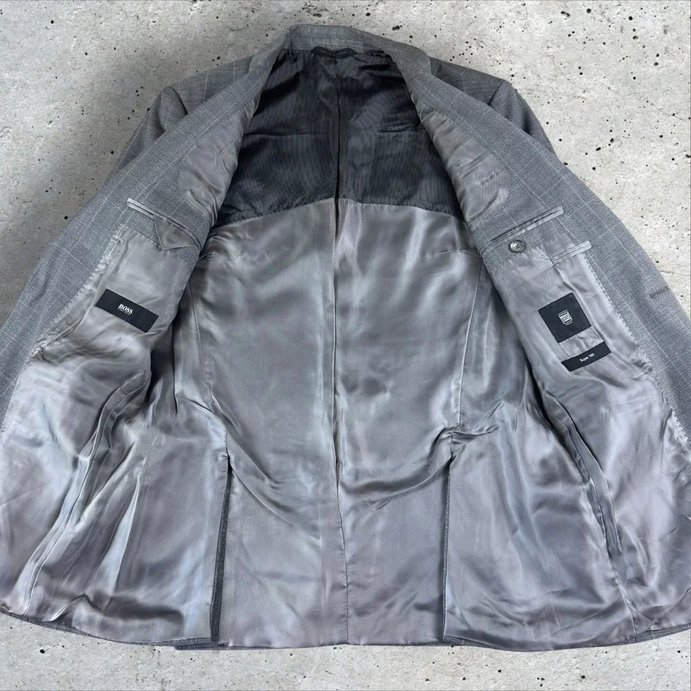 Hugo Boss Lanificio Tesse Bella Italy Gray Windowpane‎ Wool Blazer Jacket 38R